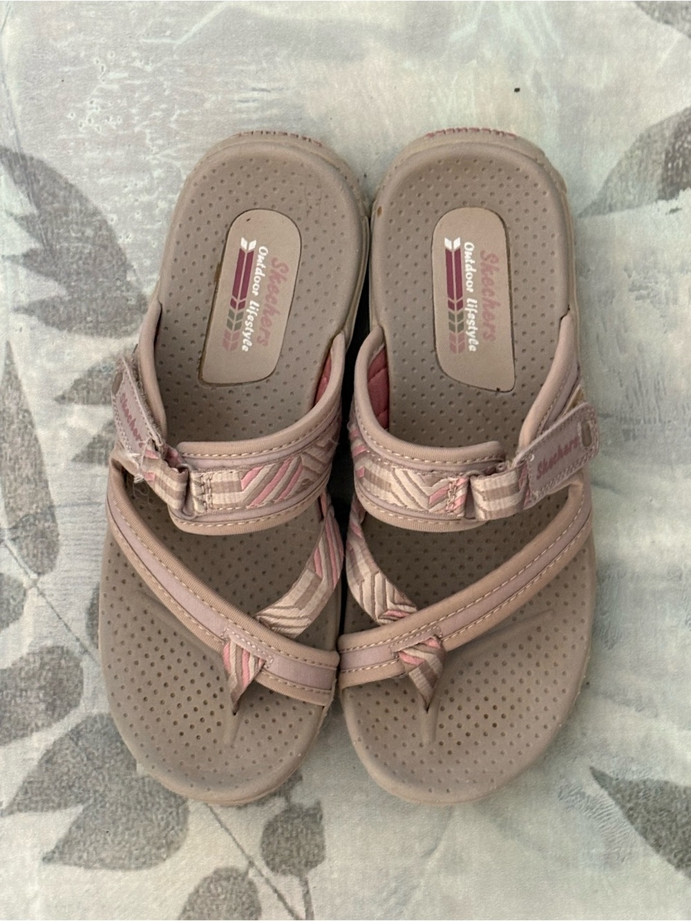 Skechers Women's Taupe and Light Pink Strappy Sandals Size 7